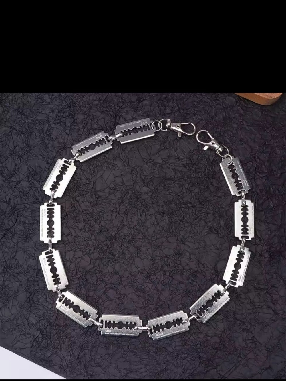 nwot Razor Blade Pants Chain - Picture 6 of 7